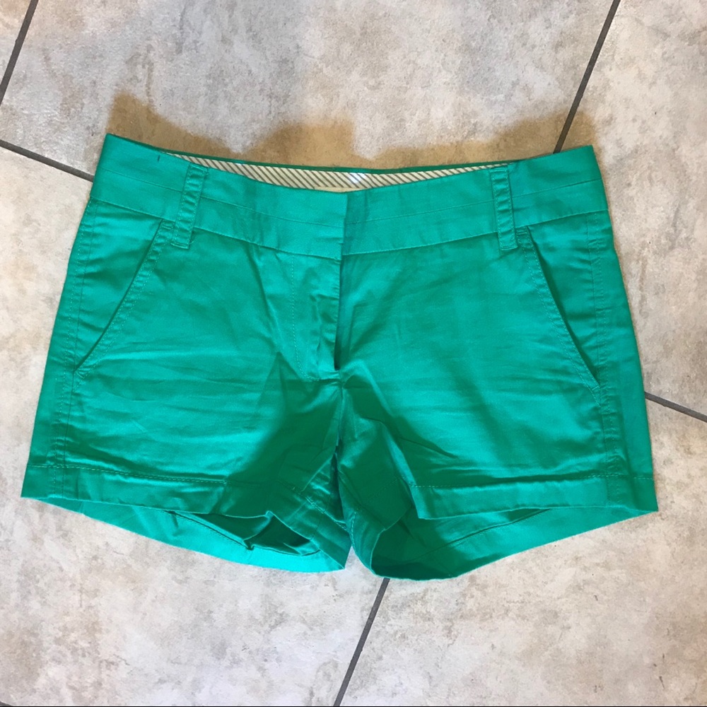 J. Crew green chino shorts!